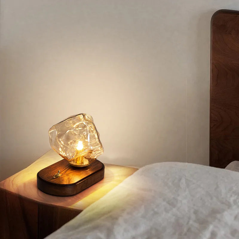 Lampe en Verre Design - Élégance et Ambiance Intérieure