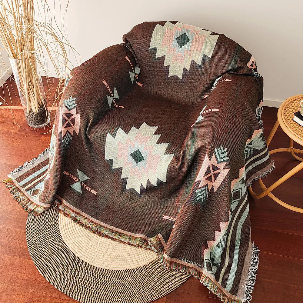 Plaid Bohème Aztec avec Franges – Élégance Vintage Géométrique